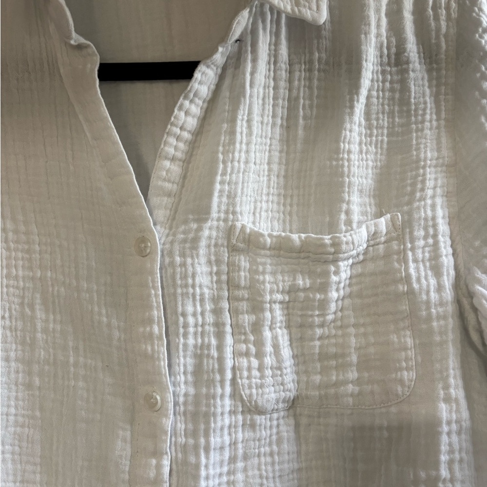 beachlunchlounge White Gauze Button-Down Shirt - Picture 2 of 5